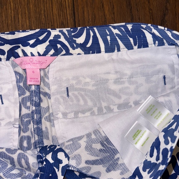Lilly Pulitzer Shorts - Picture 3 of 5